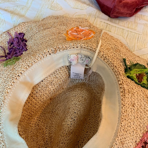 Hand embroidered free people floppy sun hat :’) main image 5